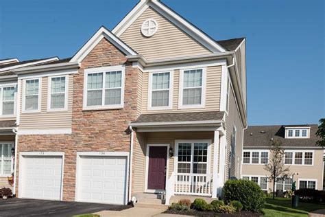 Get the most details on Homes. . Condos for sale in massapequa ny